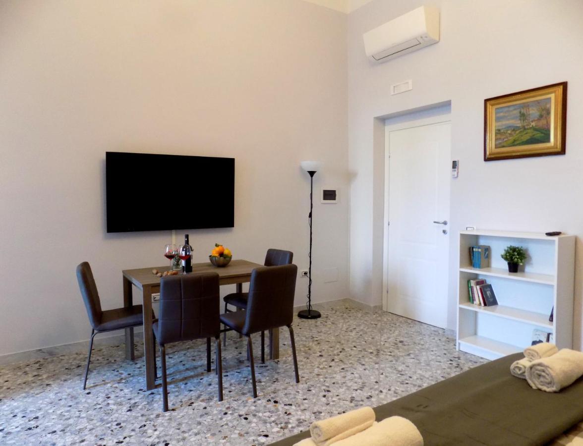 Treehouse Apartment Bari Exterior photo